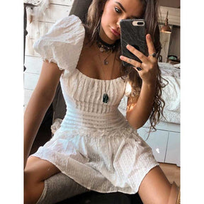 BOHO INSPIRED white ruffle women dress Tie up back ladies party dress puff sleeve mini summer dress Pleated chic dress female