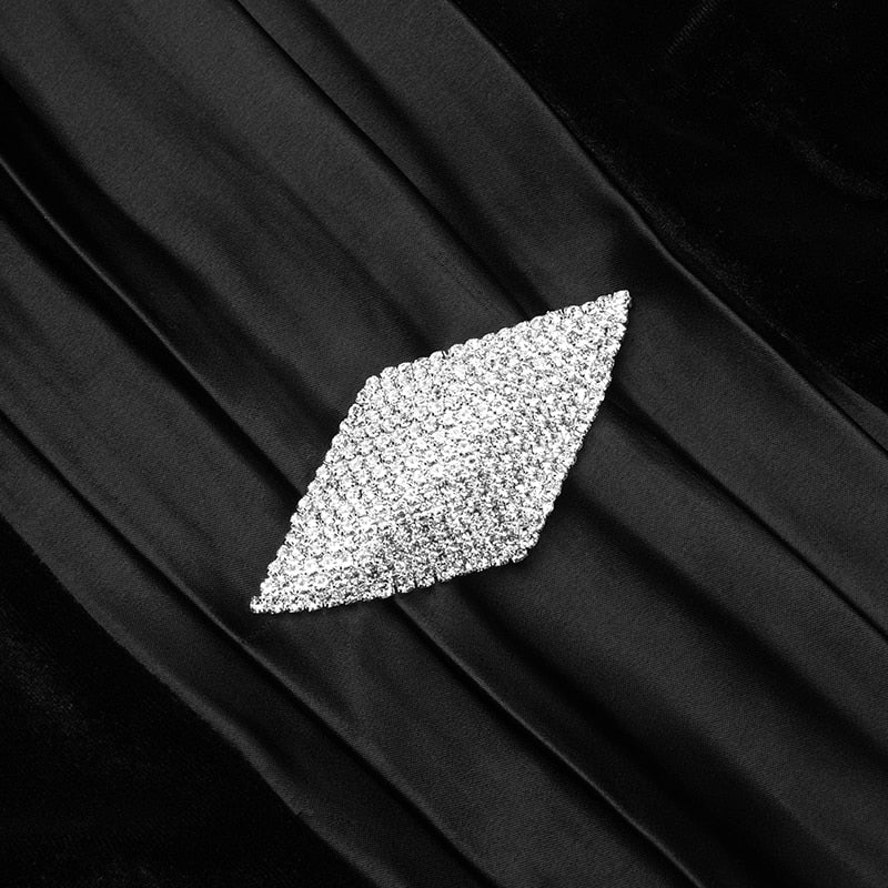 Chic Black Velvet Mini Dress Pocket Desgin Elegant Diamond Brooch Celebrity Party Vestido