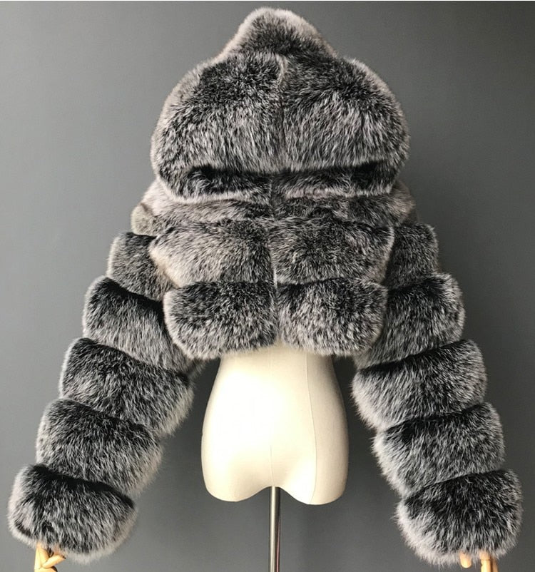 Fashion Fall Winter High Quality Faux Fox Fur Coat Women Elegant Long Sleeve Hoodie Slim Short Jackets Furry Coat Manteau Femme