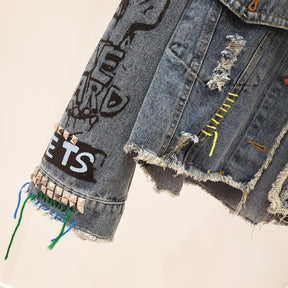 Streetwear Fashion Rivet Letter Graffiti Print Denim Jacket