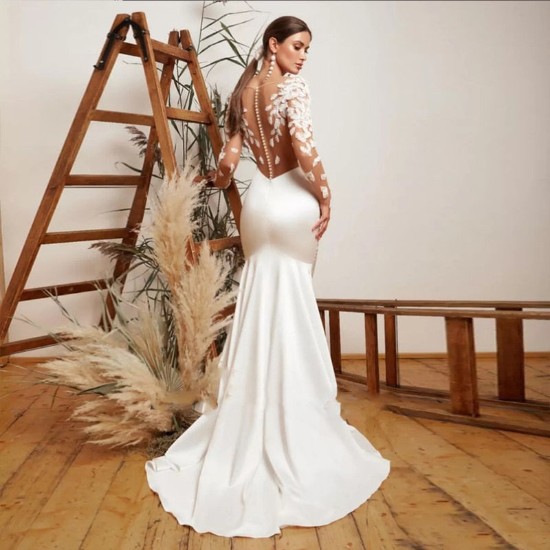 Mermaid Wedding Dresses With Long Sleeves Lace Appliques Backless For Bride Sweep Train Custom Made Bridal Gown Buttons