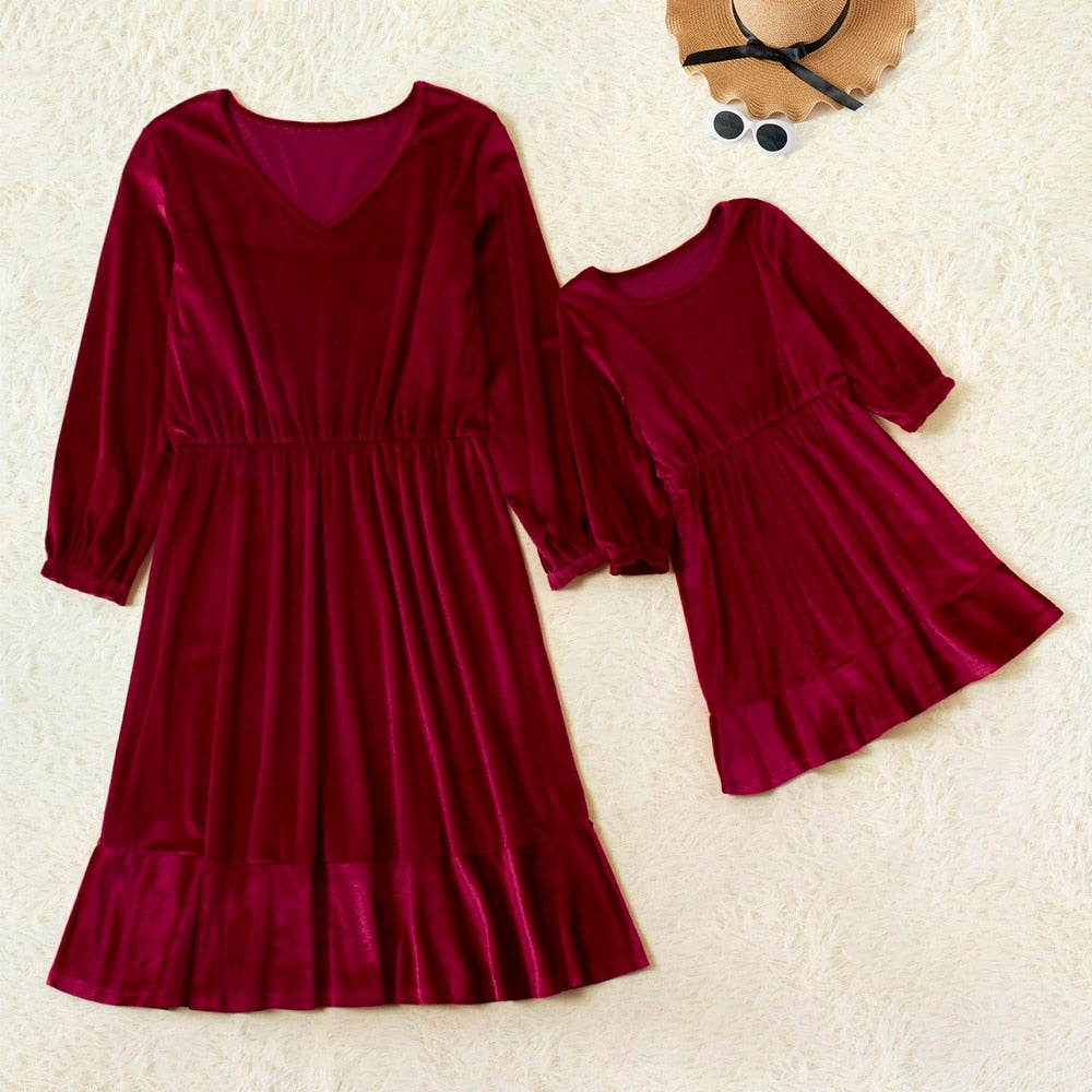 Family Set Autumn Mother Daughter Matching Velvet Dresses Mom Baby Mommy and Me Clothes Long Sleeve Women &amp; Toddler Girls Dress