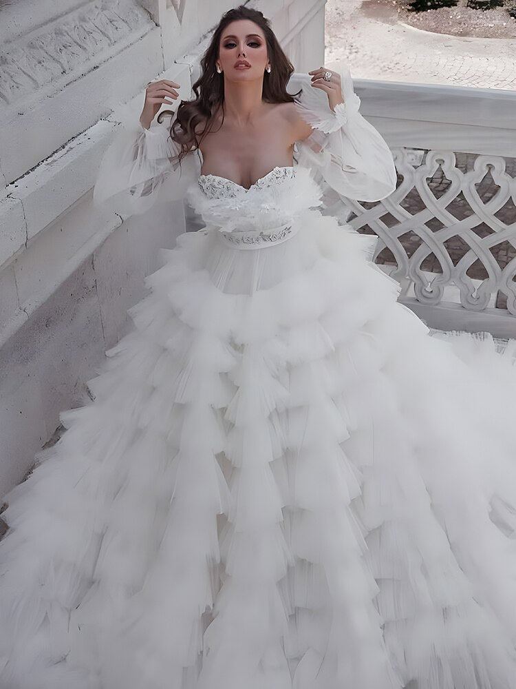 White Wedding Dress For Women 2022 Summer Cascading Ruffled Design Feather Beads Long Sleeves Strapless Dresses