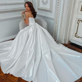 Elegant Wedding Dresses Sexy Split Sweetheart Satin White Bride Dress Sleeveless Sweep Train Custom Made Civil Robe De Mariee