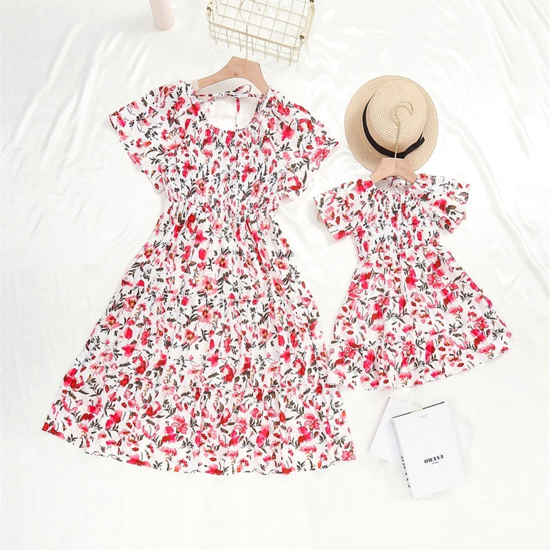 Flower Mommy and Me Clothes Family Set V-Neck Mother Daughter Matching Dresses Fashion Woman Girls Above-Knee Dress Outfits