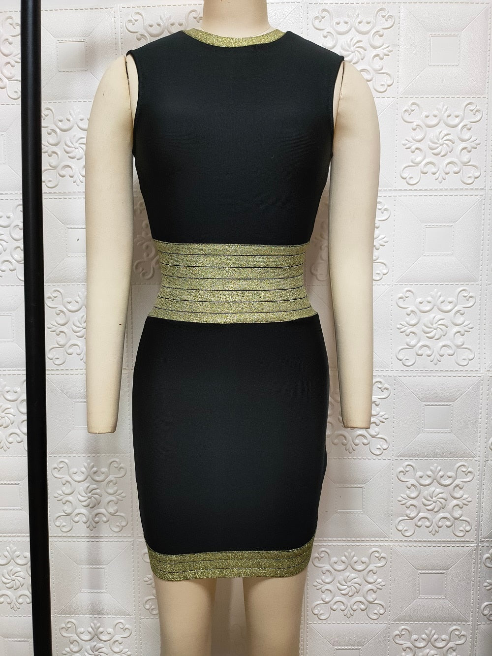 Summer Elegant Women Bandage Dress Patchwork Shinning Sleeveless O-Neck Mini Bodycon Buttock Casual Sexy Tight Club Gold Fashion