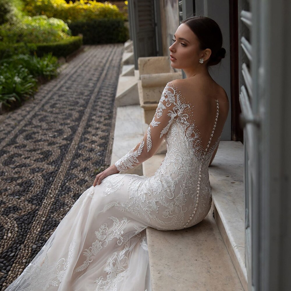 Gorgeous Mermaid Wedding Dress  Lace Appliques Beaded Long Sleeve Illusion Bridal Gown Robe De Mariée Court Train Sweetheart