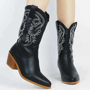 Cowboy Ankle White Boots For Women Cowgirl Fashion Western Boots Women Embroidered Casual Pointed Toe Designer Shoes
