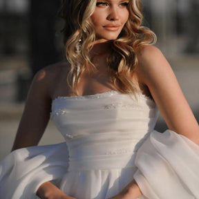 Elegant Mini Short Wedding Dress 2023 For Women Strapless Ruffles Sleeveless Satin Bridal Gowns Robe De Mariee Vestidos De Novia