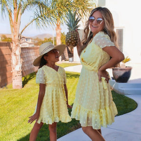 Fashion V-neck Mother and Daughter Dress Short-sleeved Solid Cute Mommy and Me Summer Clothes Princess Dress for Women Girls